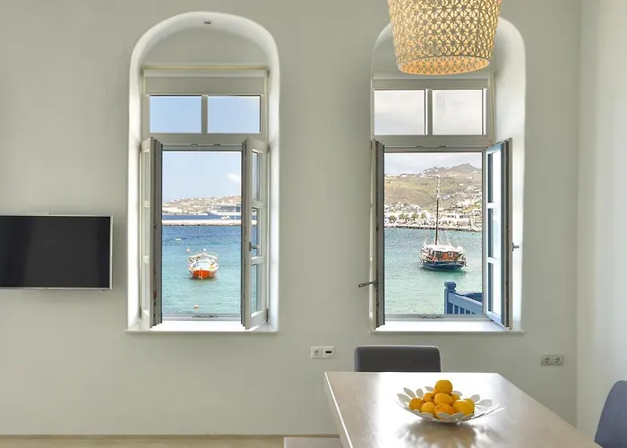 White Memories, Seafront Luxury Mykonos