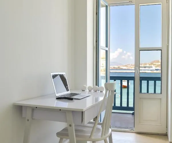 White Memories, Seafront Luxury Mykonos Сasa de vacaciones *