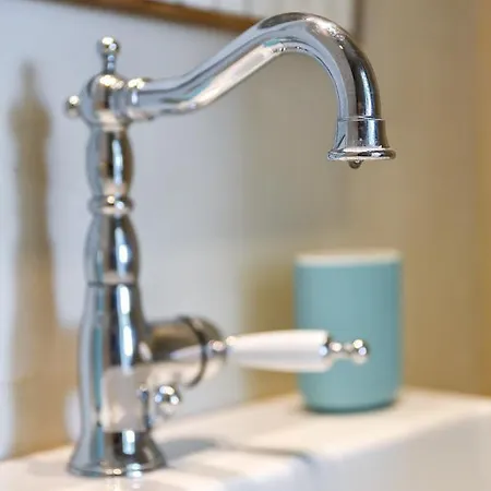 White Memories, Seafront Luxury Mykonos 度假居 *